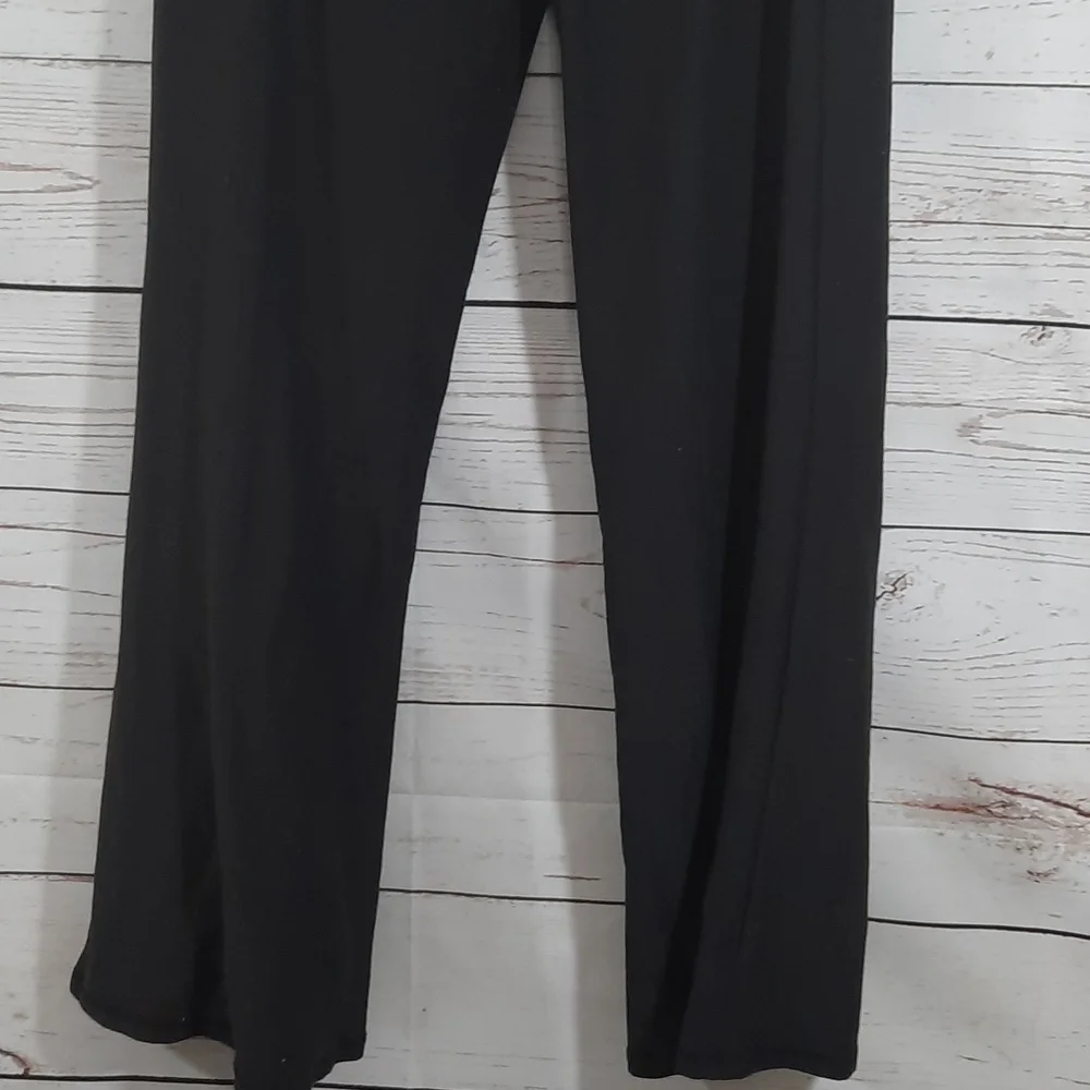5/$10 No Boundaries Leggings/ Lounge Pants - Picture 6 of 7
